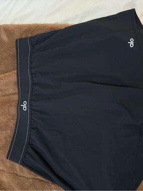 Alo Black skirt with Logo